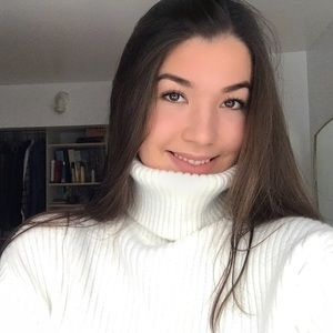 Meet your Posher, Marie-claude